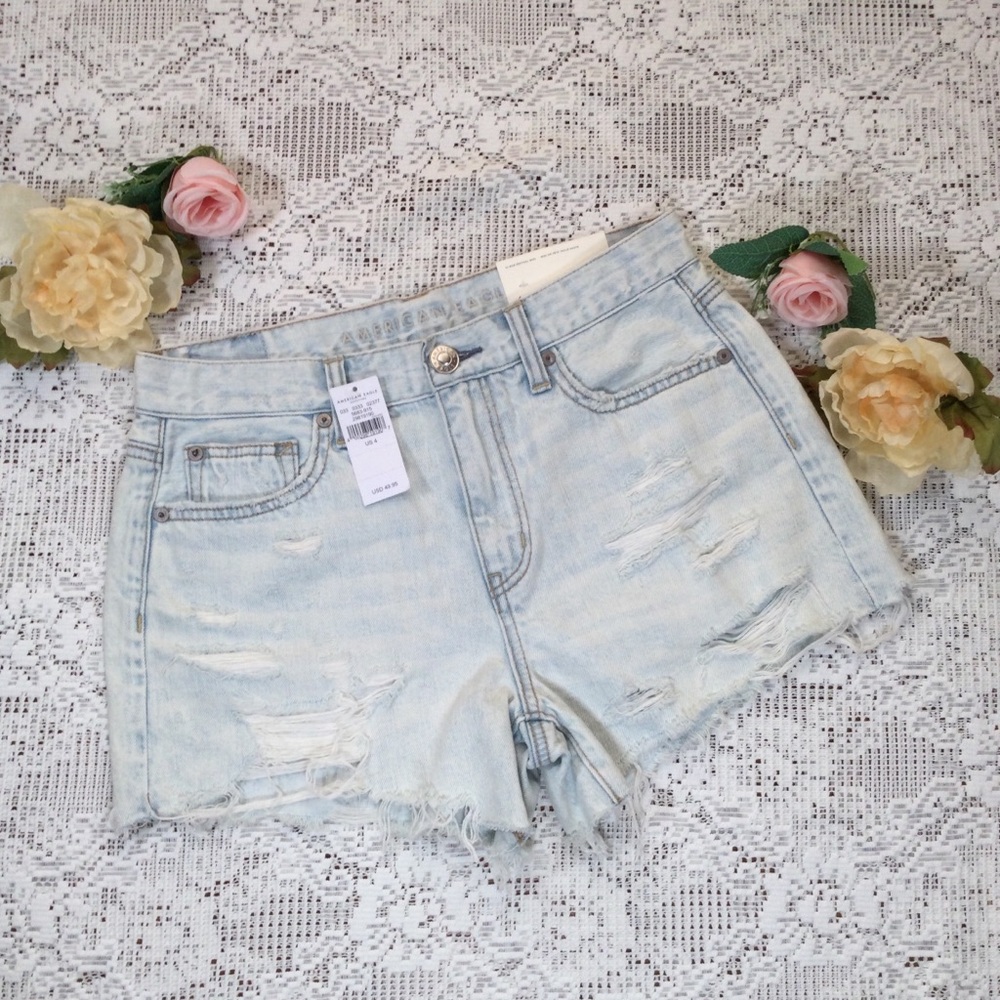 American Eagle Women's Distressed Frayed Denim Shorts Size 4